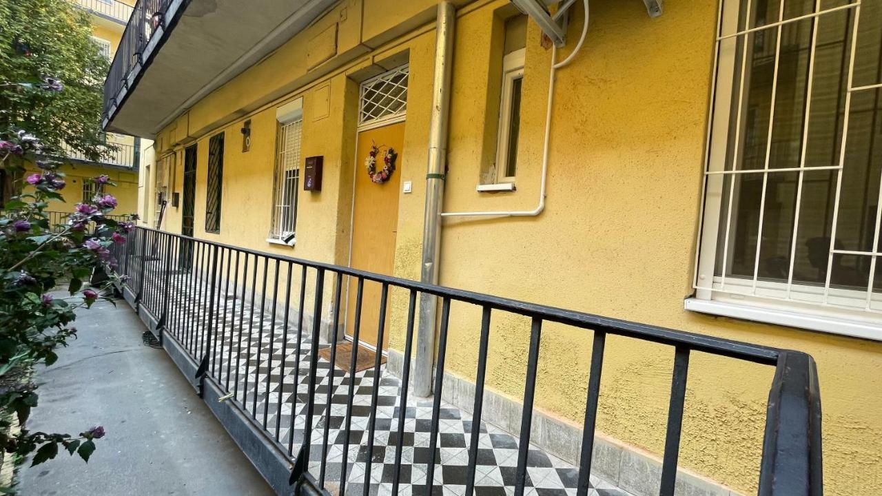 Buda Garden Apartment Budapest Eksteriør billede